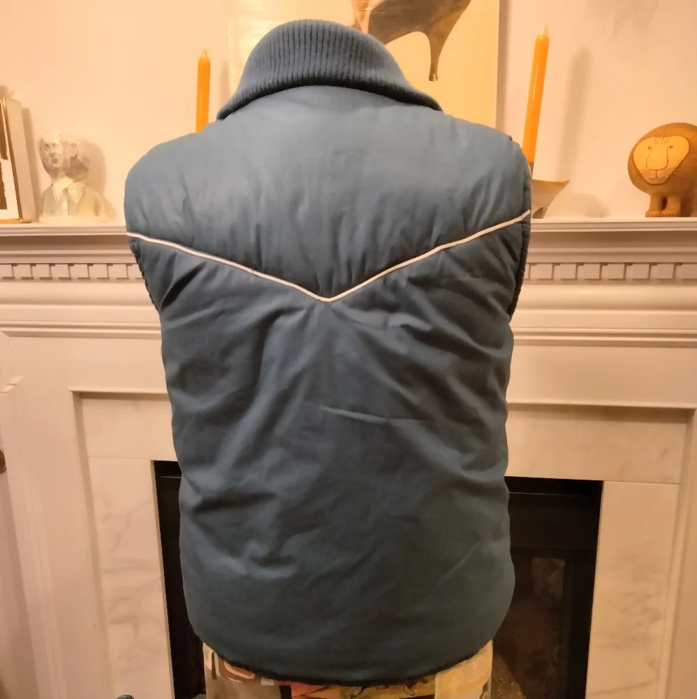 70's Vintage embroidered reversible puffer vest - Picture 3 of 6